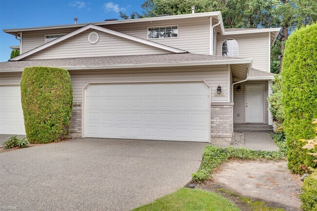 3 br, 2.5 bath Duplex - 12611 119th Street... - 3 br, 2.5 bath Duplex - 12611 119th Street...