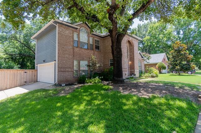 Photo - 2416 Hedgeapple Dr