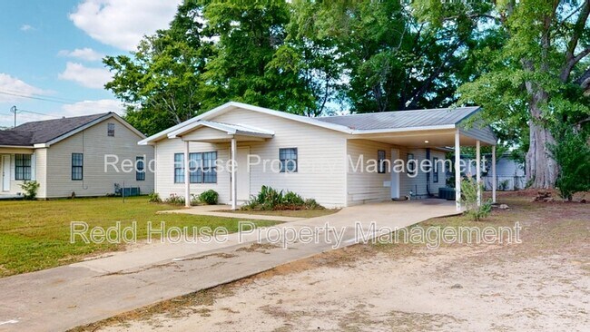 Photo - 203 Plaza Dr
