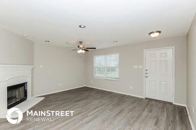 Photo - 8536 Star Thistle Dr