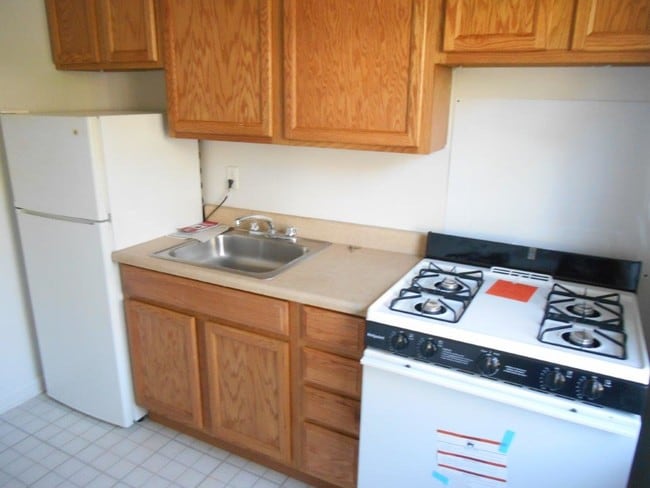 Cocina - First Property Mngmt-South Elmora Apartments