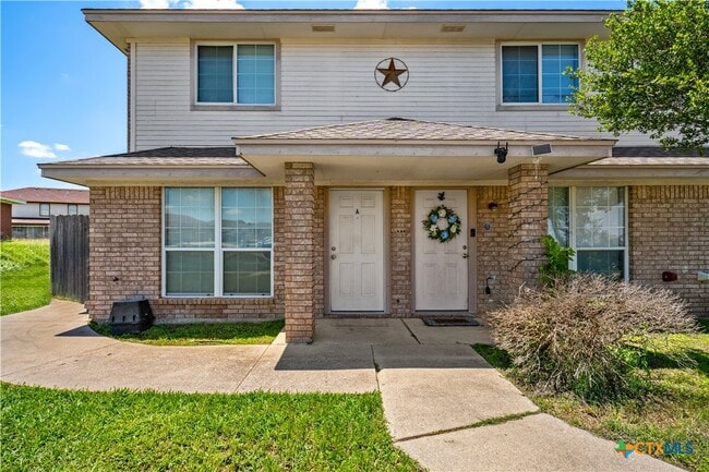 Building Photo - 4102 Terri Linn Dr