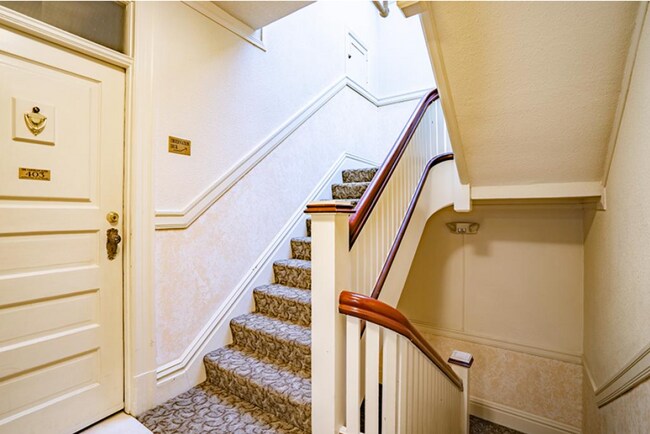 Photo - Alexander Apartments