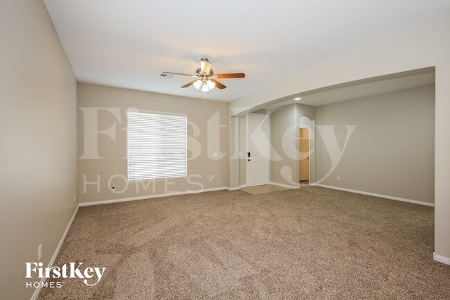 Photo - 5309 Spicebush St