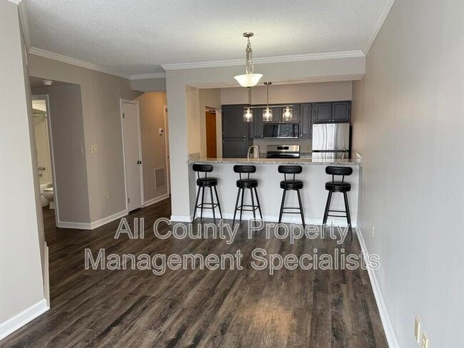 Photo - 2002 Greene St Unit #305