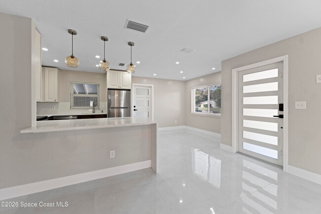 Photo - 2373 Allan Adale Rd