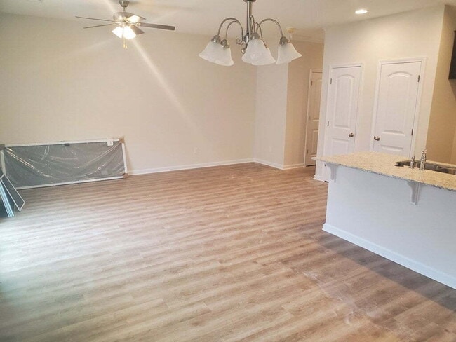 Photo - Great Townhome!