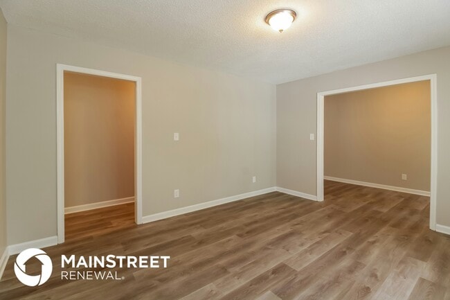 Photo - 4300 Marchwood Dr