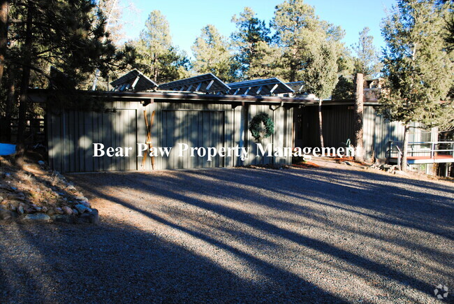 Building Photo - Lovely Ranch Style Home in Evergreen's Hiw...