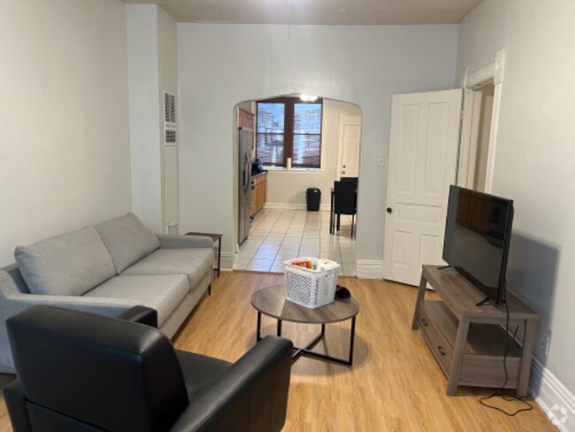 Building Photo - 1809 W 21st Pl Unit 1 Rental