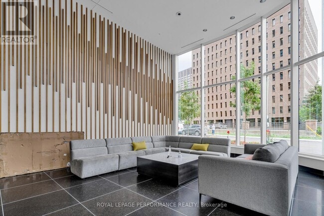 Photo - 805 Carling Ave Unité 3502