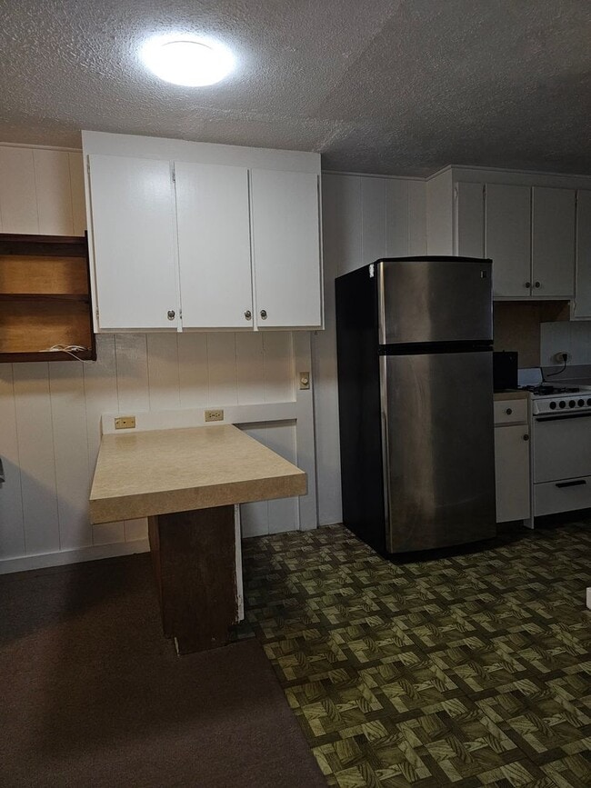 Building Photo - 19 Loulu Ln Unit B Rental