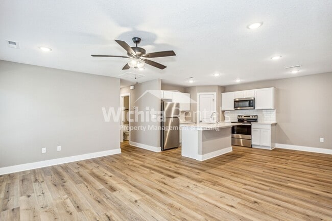 Photo - 4514-4514 N Sandplum St Unidad 4514 N. Sandplum