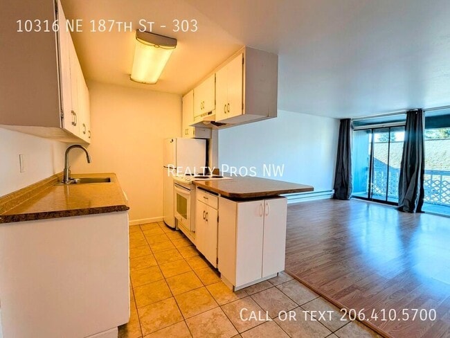 Photo - 10316 NE 187th St