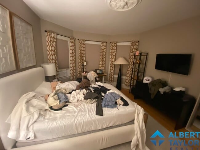 Photo - 13 Sachem St Unidad 3