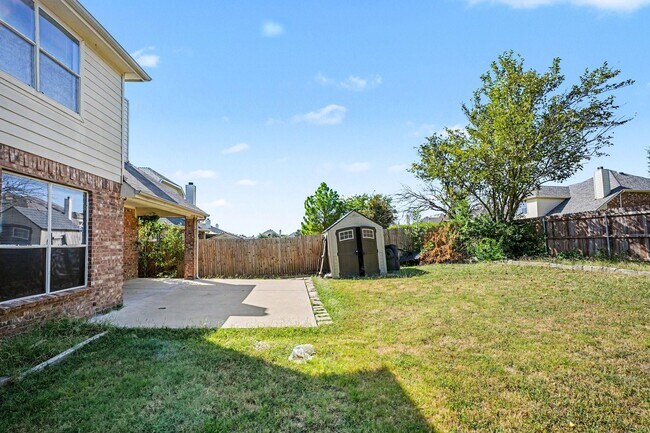 Photo - 3023 Riverwood Ln