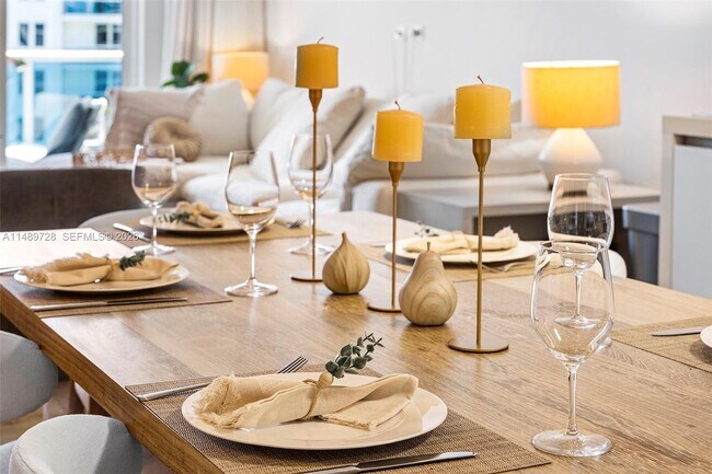 Photo - 102 24th St Unidad 1412