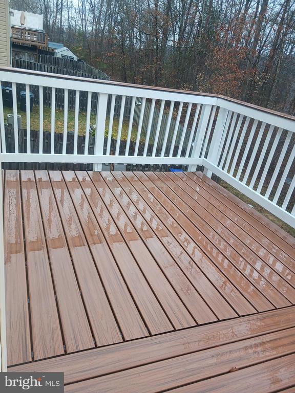 Photo - 205 Hillside Ct