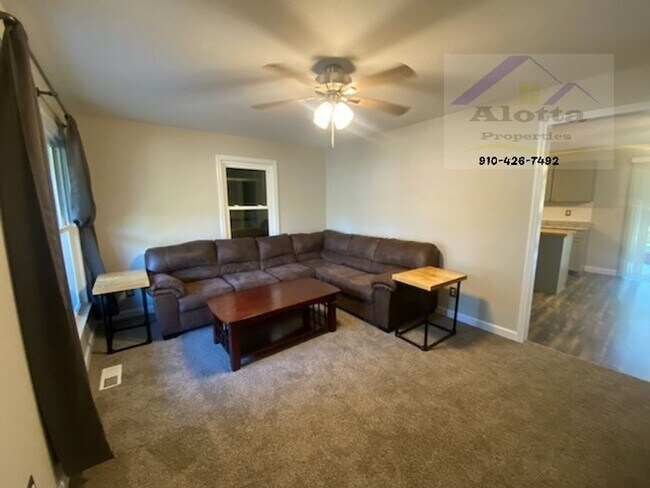 Photo - 5408 S Sumac Cir