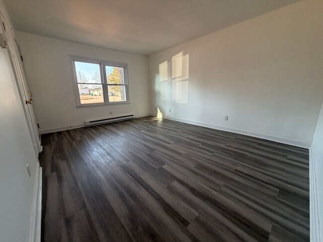 Photo - One story duplex