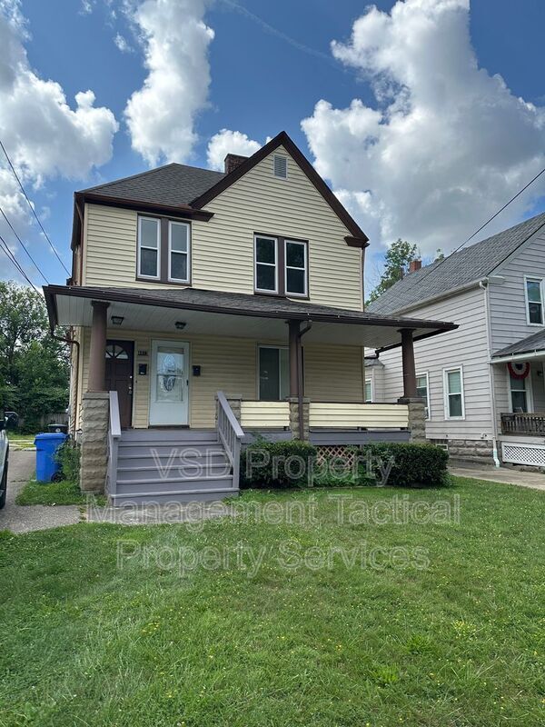 Building Photo - 4413 Woburn Ave Unit Down Rental