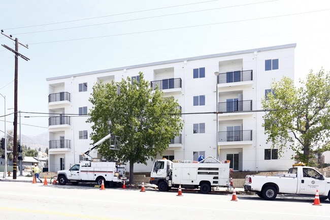 Glenoaks Villas