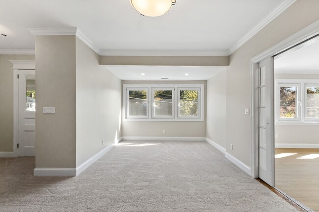 Photo - 40 Ledge Ave