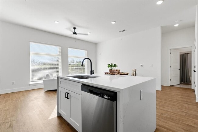 Photo - 1811 Webberville Rd Unit 1305