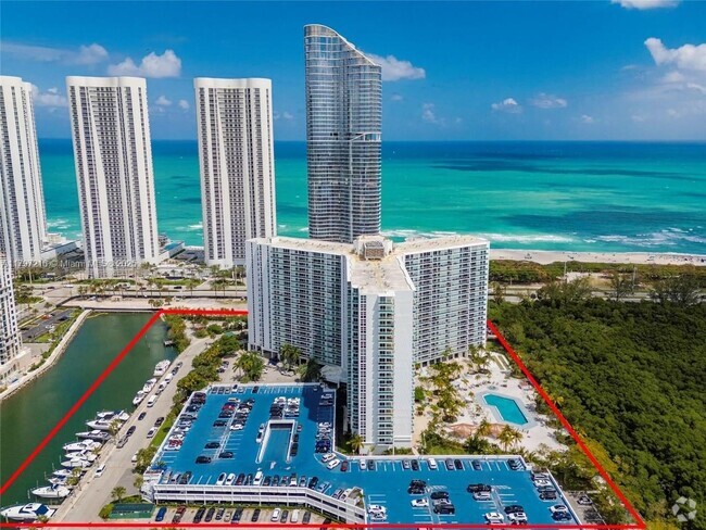 Building Photo - 100 Bayview Dr Unit 1815 Rental