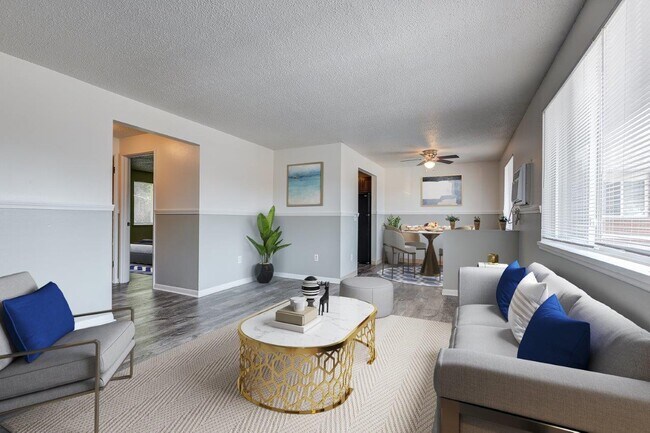 Dixon Manor Apartment Homes