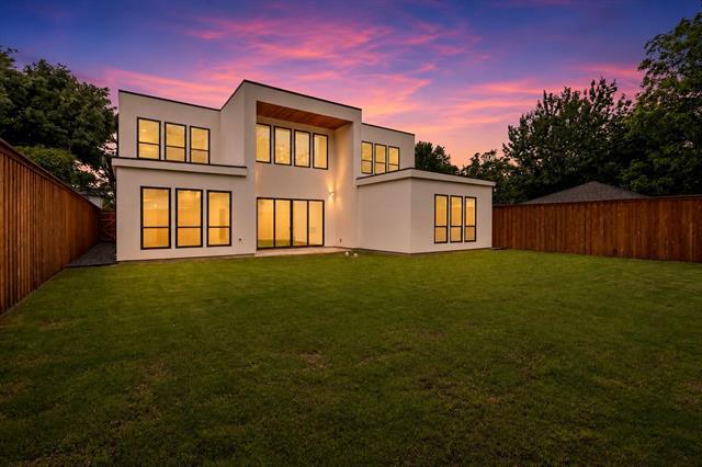 Photo - 3715 Park Ln