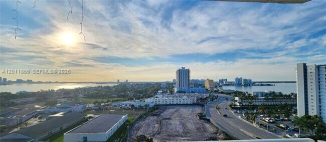 Photo - 7601 E Treasure Dr