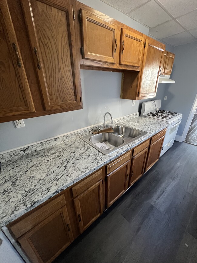 Building Photo - 85 Deane St Unit 2W