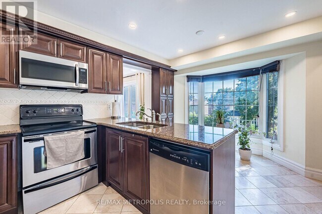 Photo - 22 Mayflower St