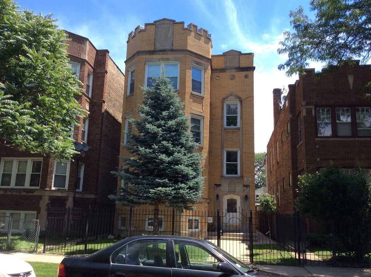 Photo - 6429 N Claremont Ave