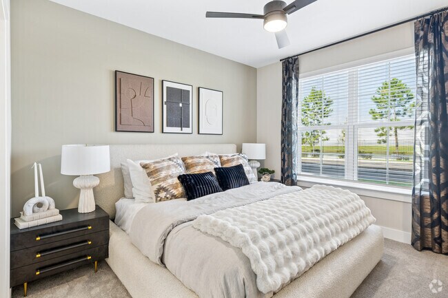 2BR, 2BA - 1,031SF - Primary Bedroom