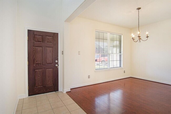 Photo - 19718 Summerlin Dr