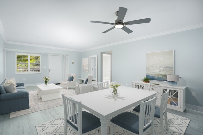 Living Space - 1120 Little Neck Ct Unit E40