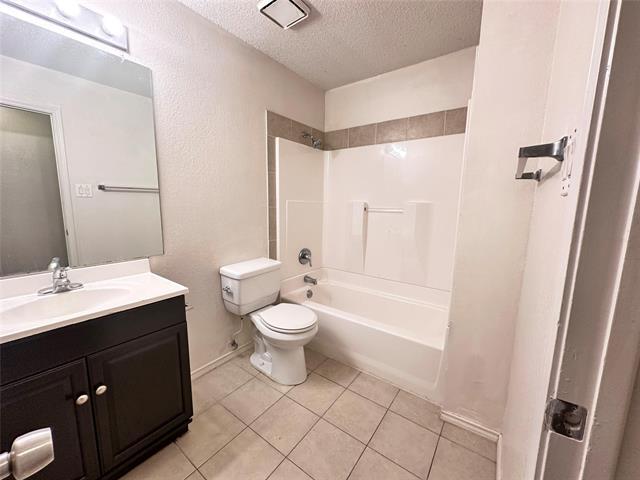 Photo - 769 Windridge Ln