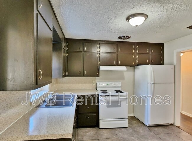 Photo - 4434 Rainer Rd