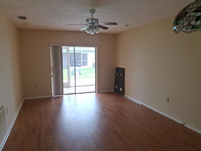 Photo - 2931 Stillwell Ct