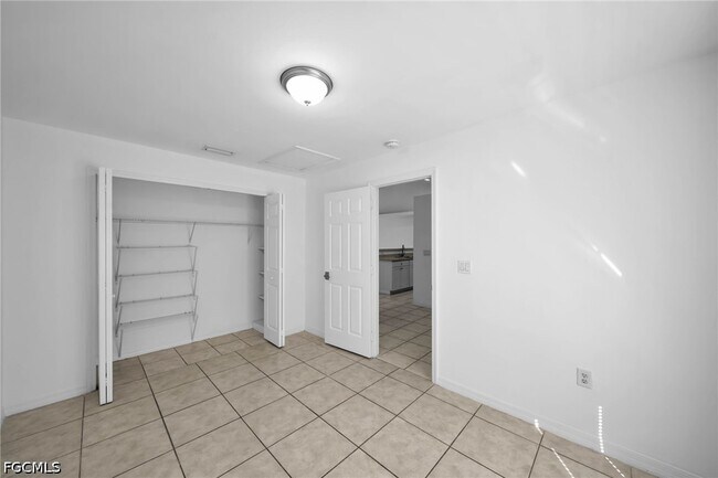 1214 SE 24th Ave