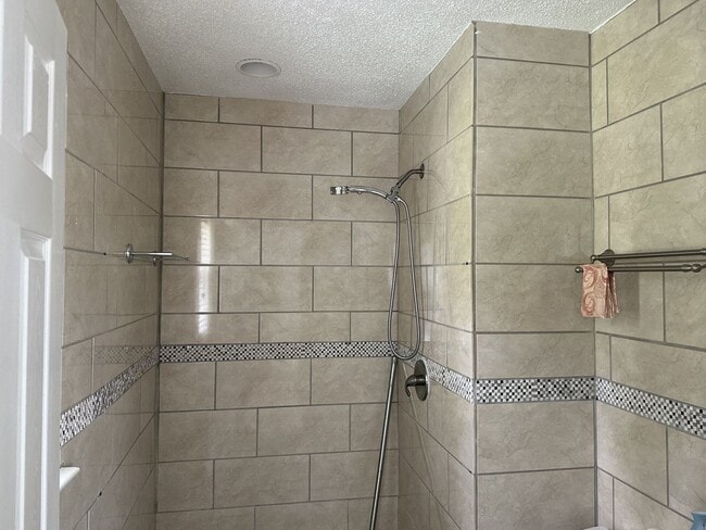 Photo - 859 Goldrock Rd