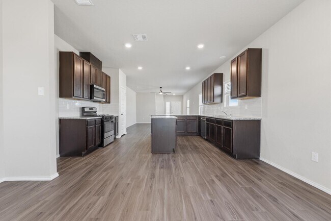 Photo - 186 Porcupine Ln