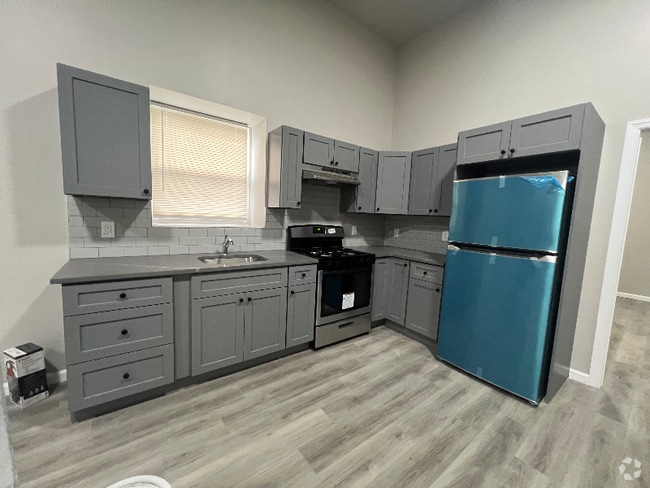 Building Photo - 373 Broadway Rental