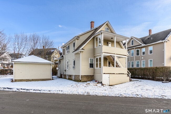 Photo - 9 Carley St Unit 2