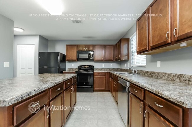 Photo - 3774 Willow Creek Rd