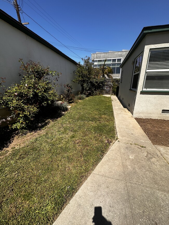 Photo - 649 Rose Ave