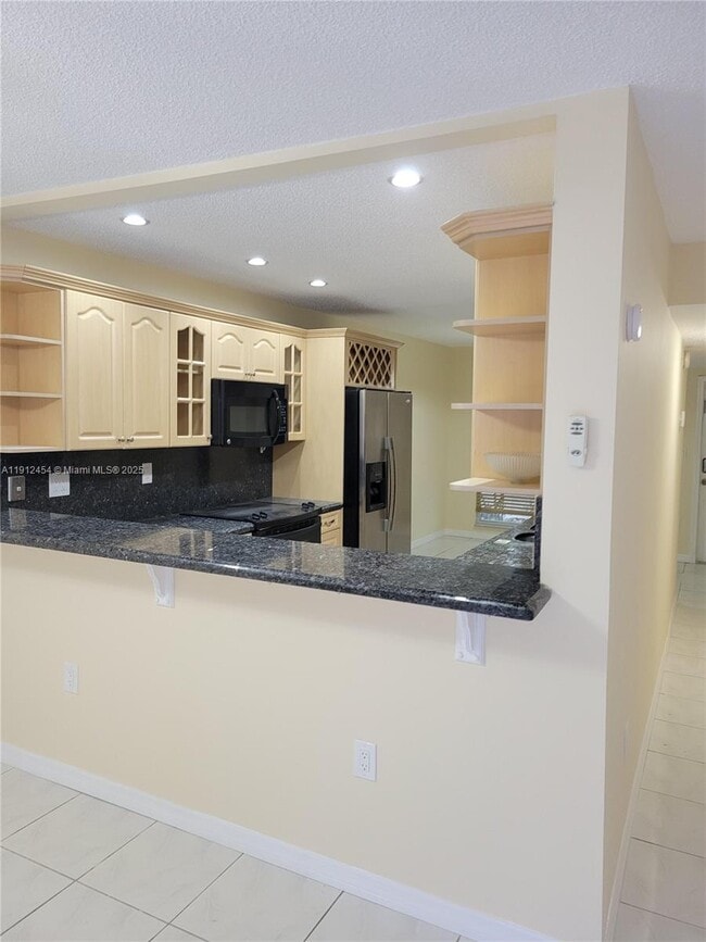 Building Photo - 2750 N 34th Ave