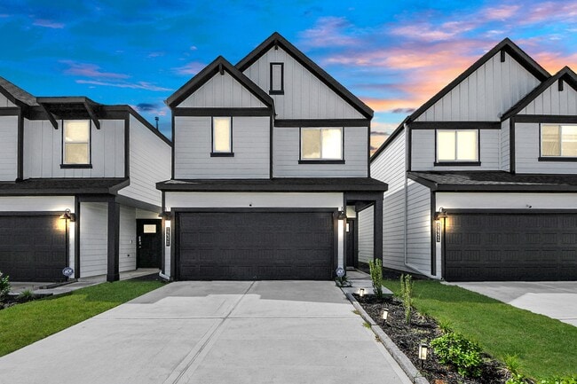 Building Photo - 12326 Basilwood Dr Rental